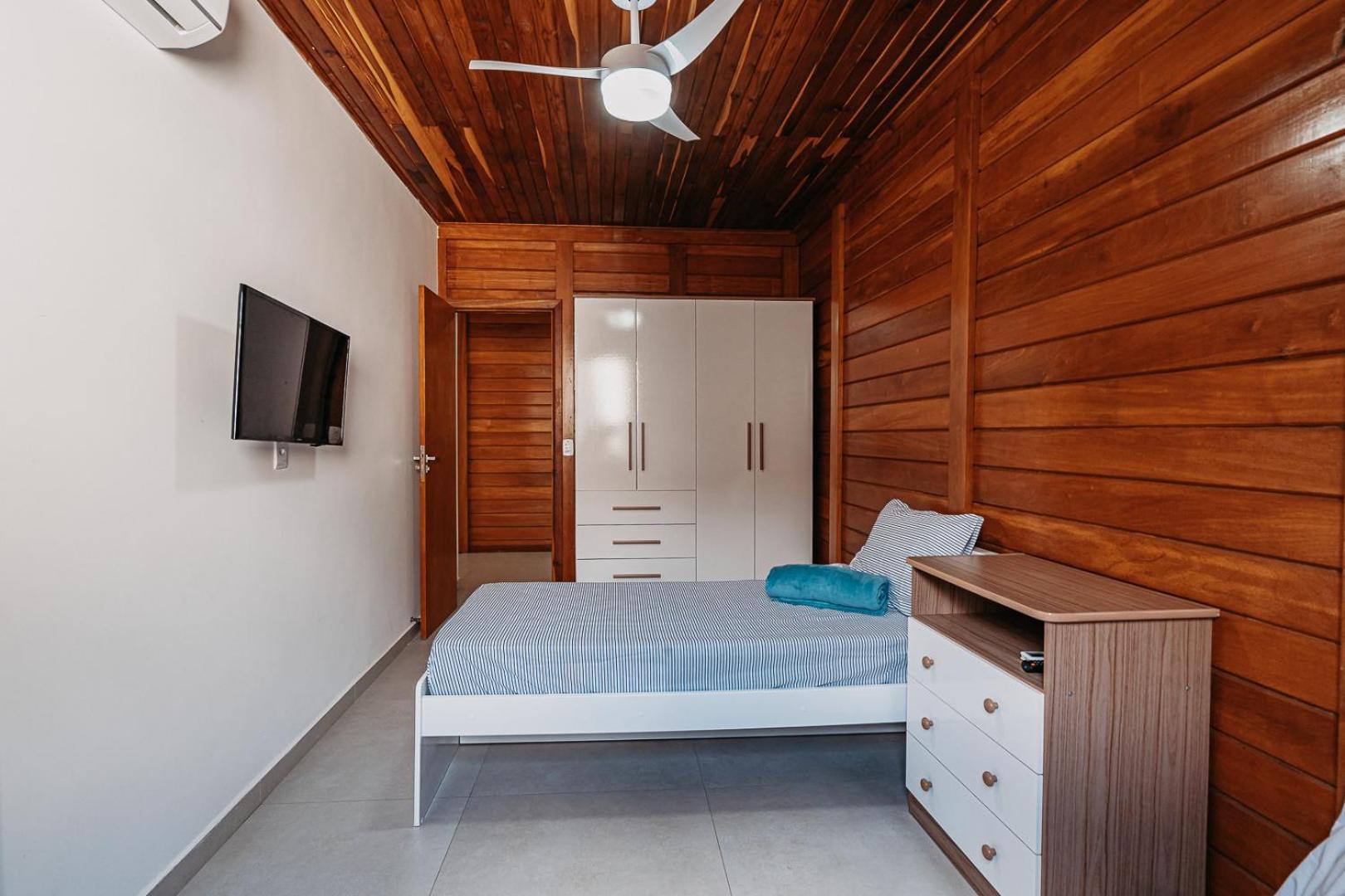 Casadecastelhanos, Quadra Do Mar De Castelhanos, 4 Suites Com Ar, Churrasqueira, Piscina, Hidromassagem, Cozinha Integrada Gourmet Ideal Para Familia E Amigos Anchieta  Buitenkant foto
